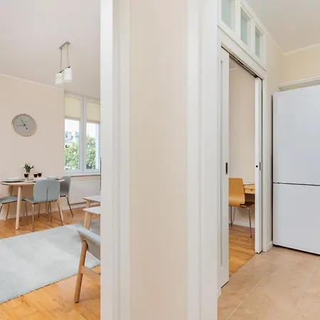 Apartment Remote Work Friendly With 1 Bedroom In Gdansk-wrzeszcz By Renters *