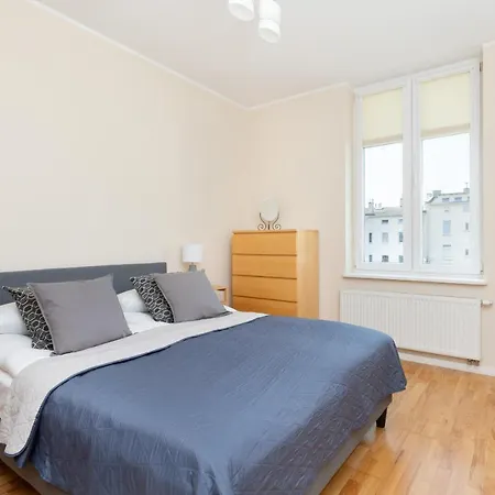 Remote Work Friendly With 1 Bedroom In Gdansk-wrzeszcz By Renters *