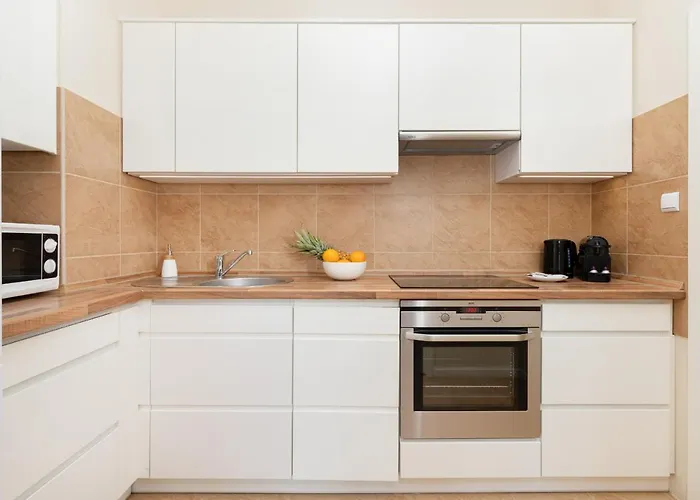 Warm & Bright Vibe With 1 Bedroom In Gdansk-wrzeszcz By Renters Appartamento *